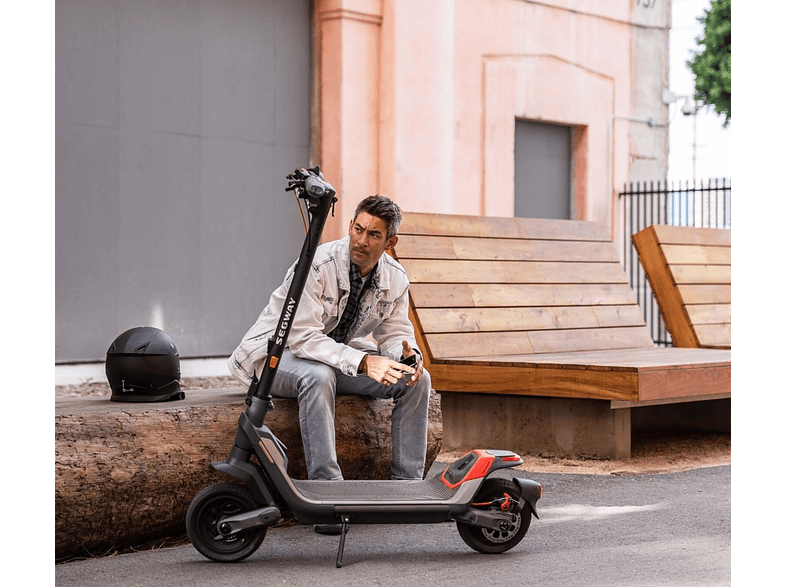 SEGWAY-NINEBOT-KickScooter-P100SE-elektromos-roller-2